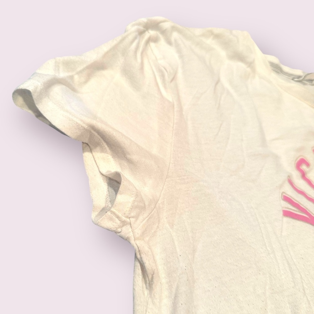 Women's Set of Two Victoria's Secret Pink Cream T-Shirts Size Medium - Picture 4 of 13